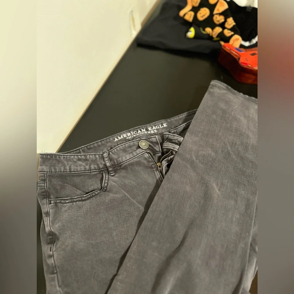 AE grey jeggings - Picture 4 of 6